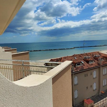 Residenza Casa Del Sole Appartamento Белларія-Іджеа-Марина Екстер'єр фото