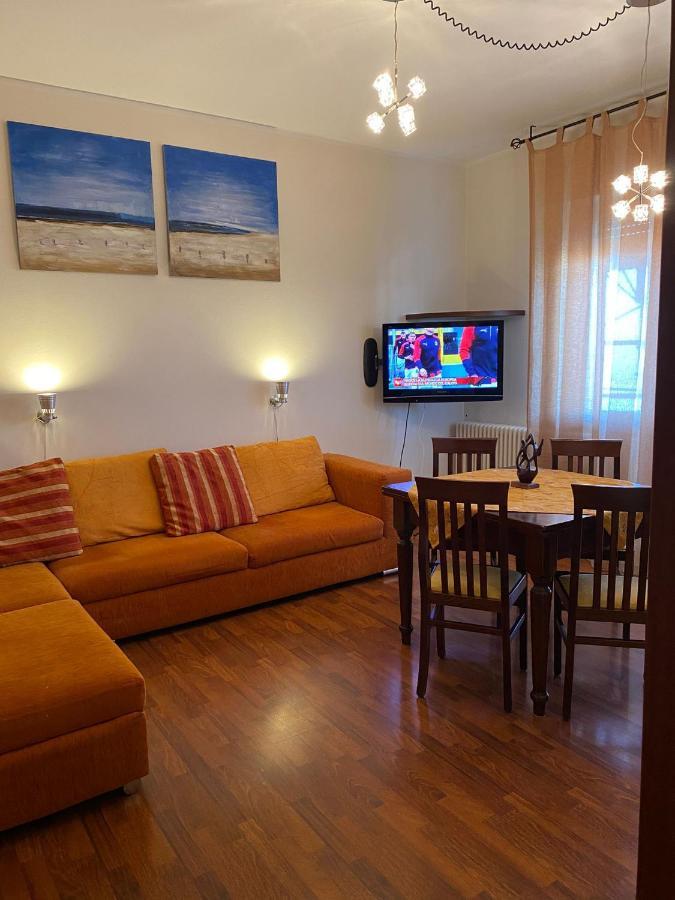 Residenza Casa Del Sole Appartamento Белларія-Іджеа-Марина Екстер'єр фото
